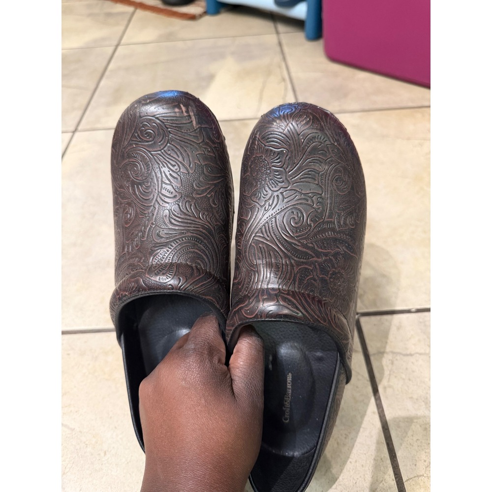 Croft & Barrow Ortholite Brown Floral Paisley Embossed Clogs Shoes Womens 10
